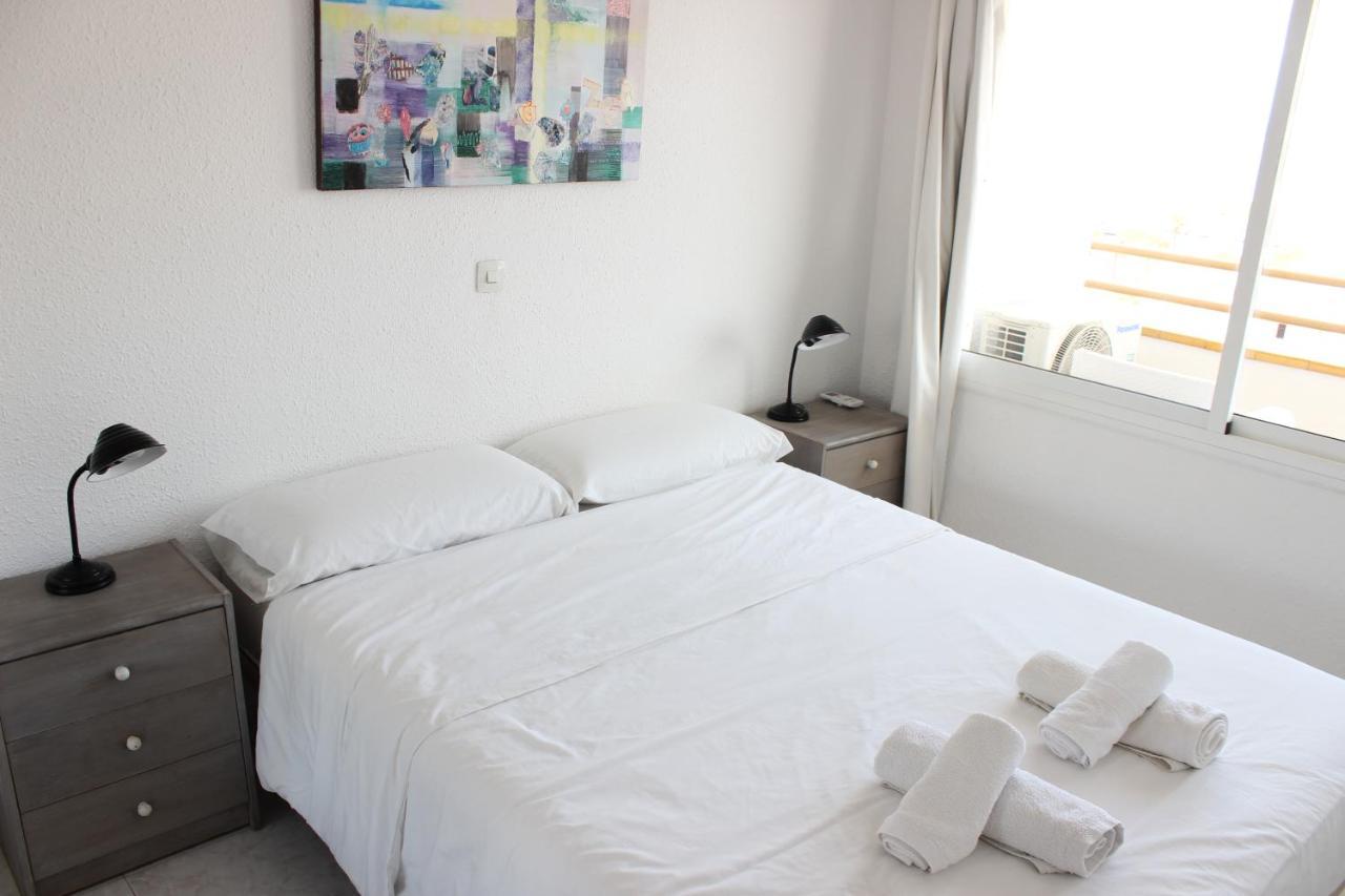 Beautiful Apartment In Front Of Beach, Pool, View Roses Eksteriør bilde