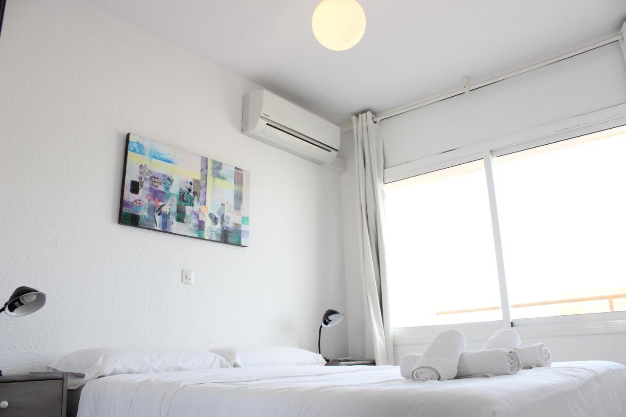 Beautiful Apartment In Front Of Beach, Pool, View Roses Eksteriør bilde