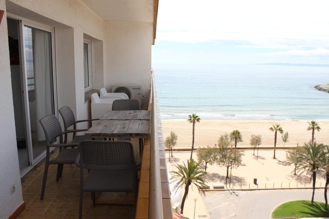 Beautiful Apartment In Front Of Beach, Pool, View Roses Eksteriør bilde