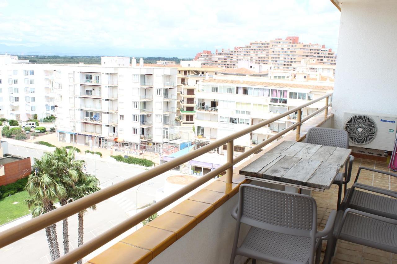 Beautiful Apartment In Front Of Beach, Pool, View Roses Eksteriør bilde